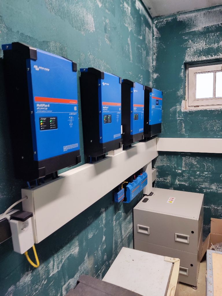 Victron Off-Grid Anlage Landhaus – Energietechnik Velikonja